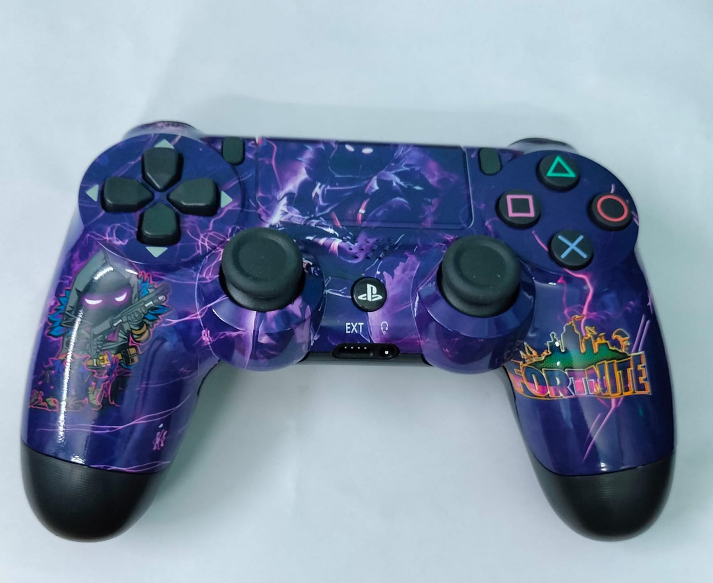 DKD Fortnite themed wireless controller compatible for PS4 (Generic)